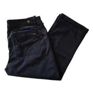 GAP 100% Cotton Navy Capris Size 12